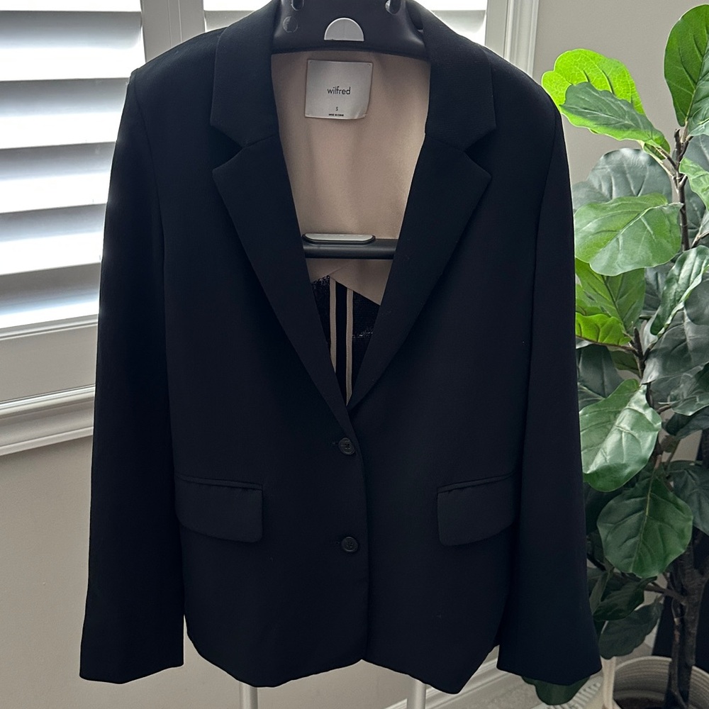 Wilfred Classic Black Blazer